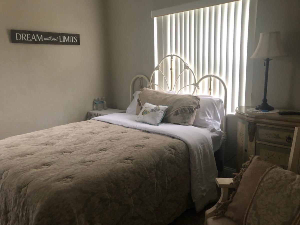 הוליווד Villa Olivia Guest Rooms מראה חיצוני תמונה